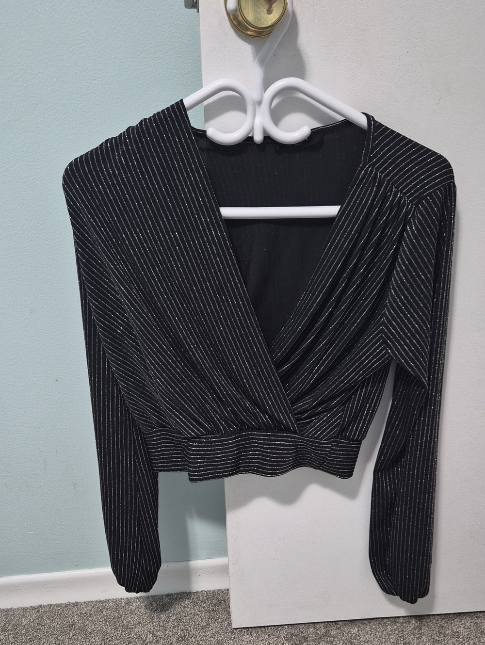 Black And Silver Pinstripe Cropped Long-Sleeve Top